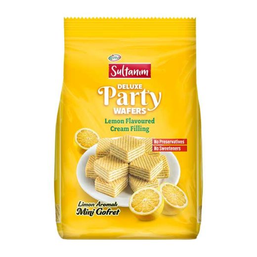 A yellow bag of Sultanum Deluxe Party Wafers, Lemon Flavoured Cream Filling, featuring an illustration of mini gofret wafers on a white plate with lemon slices.